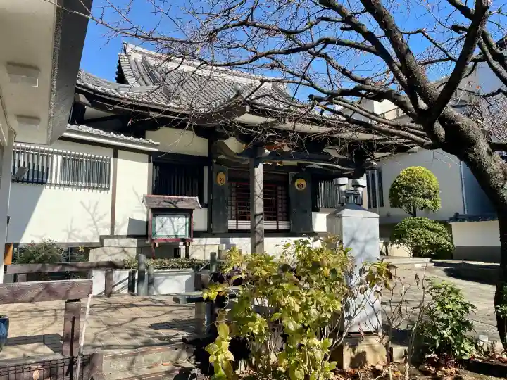 法雲寺の{uncategorized: "未分類", other: "その他", undefined: "問題あり", building: "その他建物", grave: "お墓", sacred_gate: "鳥居", guardian: "狛犬", statue: "像", buddha: "仏像", history: "歴史", nature: "自然", garden: "庭園", animal: "動物", pagoda: "塔", temizu: "手水舎", mountain_gate: "山門・神門", sanctuary: "本殿・本堂", subordinate: "末社・摂社", art: "芸術", scenery: "景色", jizo: "地蔵", ema: "絵馬", goshuin: "御朱印", omikuji: "おみくじ", items: "授与品その他", amulet: "お守り", goshuincho: "御朱印帳", eats: "食事", festival: "お祭り", votive_dance: "神楽", shichigosan: "七五三参", wedding: "結婚式", experience: "体験その他", initially: "初詣", around: "周辺", anti_infection: "感染症対策"}