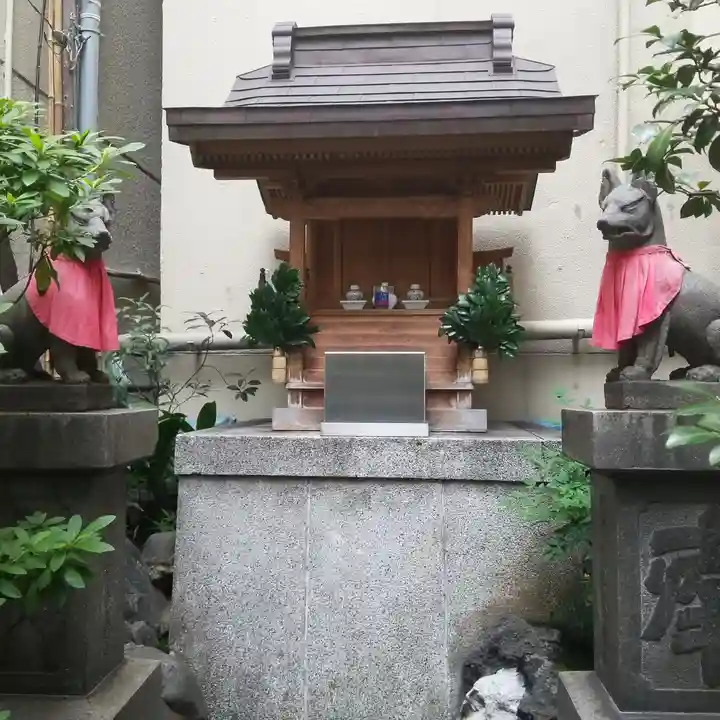 家内喜稲荷神社の本殿・本堂