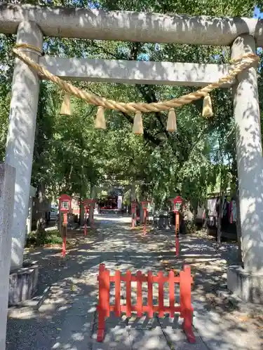 鴻神社の鳥居