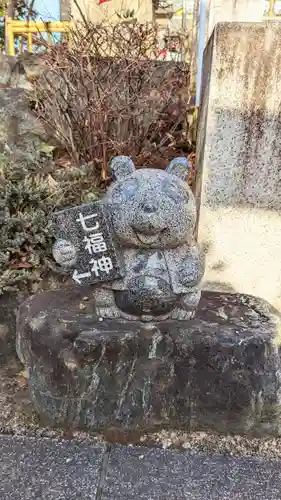 中野沼袋氷川神社の像