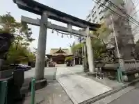 東神奈川熊野神社の{uncategorized: "未分類", other: "その他", undefined: "問題あり", building: "その他建物", grave: "お墓", sacred_gate: "鳥居", guardian: "狛犬", statue: "像", buddha: "仏像", history: "歴史", nature: "自然", garden: "庭園", animal: "動物", pagoda: "塔", temizu: "手水舎", mountain_gate: "山門・神門", sanctuary: "本殿・本堂", subordinate: "末社・摂社", art: "芸術", scenery: "景色", jizo: "地蔵", ema: "絵馬", goshuin: "御朱印", omikuji: "おみくじ", items: "授与品その他", amulet: "お守り", goshuincho: "御朱印帳", eats: "食事", festival: "お祭り", votive_dance: "神楽", shichigosan: "七五三参", wedding: "結婚式", experience: "体験その他", initially: "初詣", around: "周辺", anti_infection: "感染症対策"}