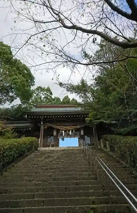 菊池神社の山門・神門