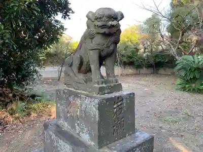 千草川神社の狛犬