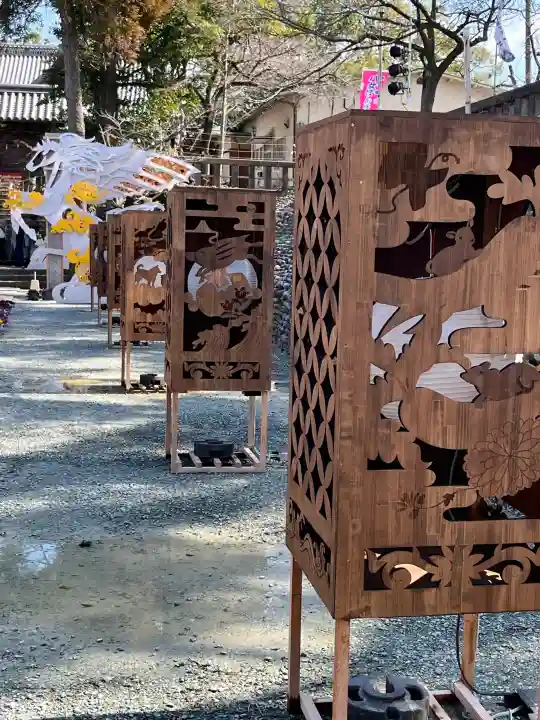 福島八幡宮の{uncategorized: "未分類", other: "その他", undefined: "問題あり", building: "その他建物", grave: "お墓", sacred_gate: "鳥居", guardian: "狛犬", statue: "像", buddha: "仏像", history: "歴史", nature: "自然", garden: "庭園", animal: "動物", pagoda: "塔", temizu: "手水舎", mountain_gate: "山門・神門", sanctuary: "本殿・本堂", subordinate: "末社・摂社", art: "芸術", scenery: "景色", jizo: "地蔵", ema: "絵馬", goshuin: "御朱印", omikuji: "おみくじ", items: "授与品その他", amulet: "お守り", goshuincho: "御朱印帳", eats: "食事", festival: "お祭り", votive_dance: "神楽", shichigosan: "七五三参", wedding: "結婚式", experience: "体験その他", initially: "初詣", around: "周辺", anti_infection: "感染症対策"}