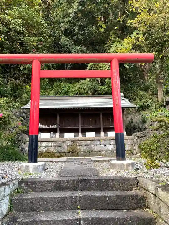 叶神社 (西叶神社)の末社・摂社