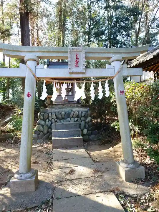 大蔵神社の{uncategorized: "未分類", other: "その他", undefined: "問題あり", building: "その他建物", grave: "お墓", sacred_gate: "鳥居", guardian: "狛犬", statue: "像", buddha: "仏像", history: "歴史", nature: "自然", garden: "庭園", animal: "動物", pagoda: "塔", temizu: "手水舎", mountain_gate: "山門・神門", sanctuary: "本殿・本堂", subordinate: "末社・摂社", art: "芸術", scenery: "景色", jizo: "地蔵", ema: "絵馬", goshuin: "御朱印", omikuji: "おみくじ", items: "授与品その他", amulet: "お守り", goshuincho: "御朱印帳", eats: "食事", festival: "お祭り", votive_dance: "神楽", shichigosan: "七五三参", wedding: "結婚式", experience: "体験その他", initially: "初詣", around: "周辺", anti_infection: "感染症対策"}