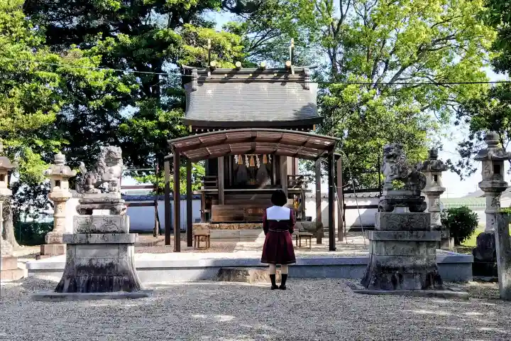 酒人神社の{uncategorized: "未分類", other: "その他", undefined: "問題あり", building: "その他建物", grave: "お墓", sacred_gate: "鳥居", guardian: "狛犬", statue: "像", buddha: "仏像", history: "歴史", nature: "自然", garden: "庭園", animal: "動物", pagoda: "塔", temizu: "手水舎", mountain_gate: "山門・神門", sanctuary: "本殿・本堂", subordinate: "末社・摂社", art: "芸術", scenery: "景色", jizo: "地蔵", ema: "絵馬", goshuin: "御朱印", omikuji: "おみくじ", items: "授与品その他", amulet: "お守り", goshuincho: "御朱印帳", eats: "食事", festival: "お祭り", votive_dance: "神楽", shichigosan: "七五三参", wedding: "結婚式", experience: "体験その他", initially: "初詣", around: "周辺", anti_infection: "感染症対策"}