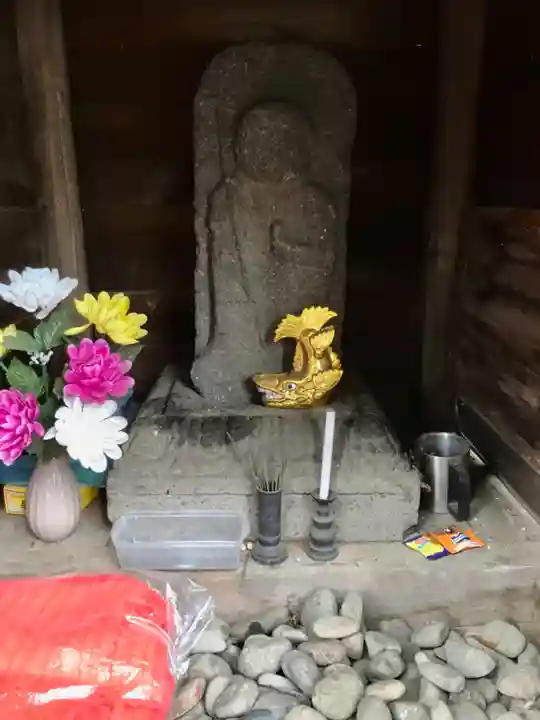 白旗神社(品濃白旗神社)の仏像