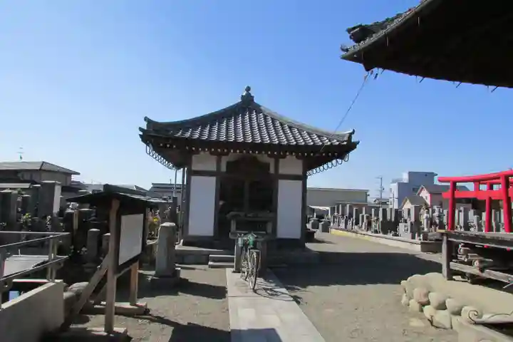 顕宝寺の末社・摂社