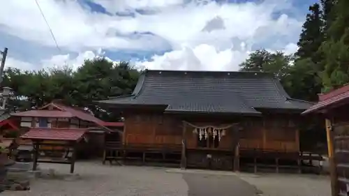 田出宇賀神社の本殿