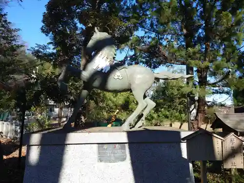 山名八幡宮の像