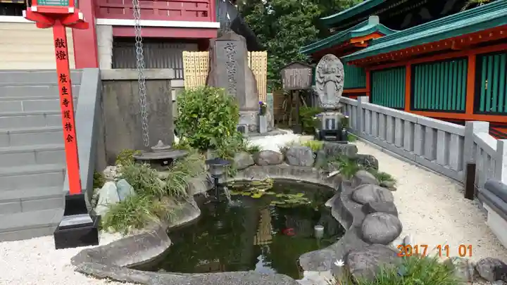 放生寺の庭園