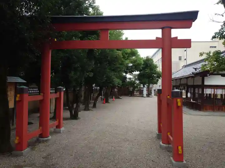 率川神社(大神神社摂社)(奈良県)