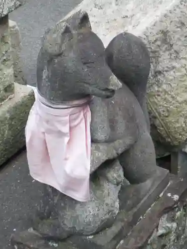 開運出世稲荷(延命院境内社)の狛犬