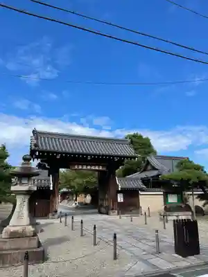 壬生寺の山門・神門