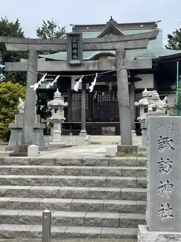 諏訪神社の鳥居