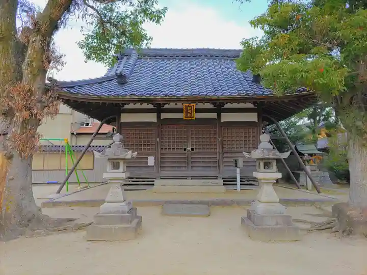 神明社(丁田町)の本殿・本堂