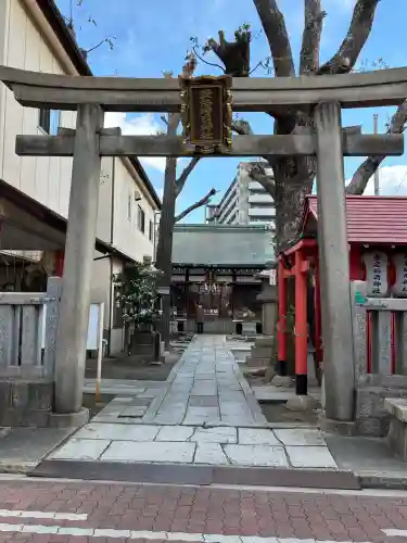 安倍晴明神社（阿倍王子神社境外末社）の{uncategorized: "未分類", other: "その他", undefined: "問題あり", building: "その他建物", grave: "お墓", sacred_gate: "鳥居", guardian: "狛犬", statue: "像", buddha: "仏像", history: "歴史", nature: "自然", garden: "庭園", animal: "動物", pagoda: "塔", temizu: "手水舎", mountain_gate: "山門・神門", sanctuary: "本殿・本堂", subordinate: "末社・摂社", art: "芸術", scenery: "景色", jizo: "地蔵", ema: "絵馬", goshuin: "御朱印", omikuji: "おみくじ", items: "授与品その他", amulet: "お守り", goshuincho: "御朱印帳", eats: "食事", festival: "お祭り", votive_dance: "神楽", shichigosan: "七五三参", wedding: "結婚式", experience: "体験その他", initially: "初詣", around: "周辺", anti_infection: "感染症対策"}