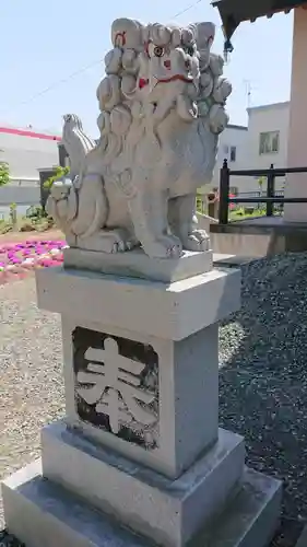 三里塚神社の狛犬