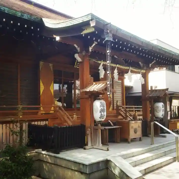 鎧神社の本殿・本堂