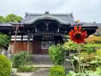 感應寺の本殿・本堂
