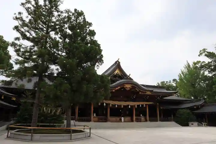 寒川神社の本殿・本堂