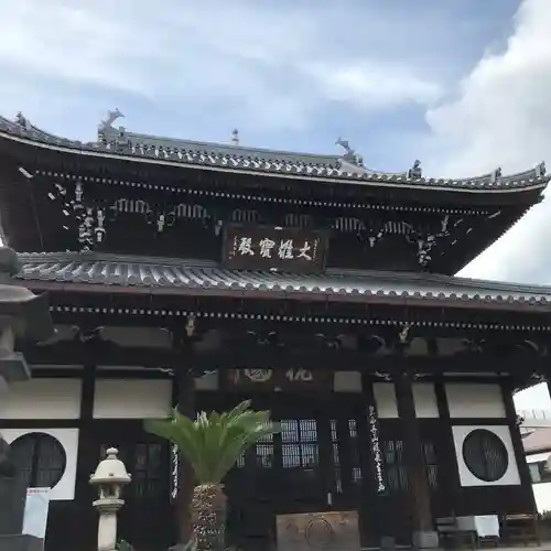 弘福寺の本殿・本堂