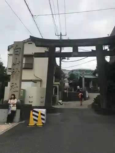 白山神社の鳥居