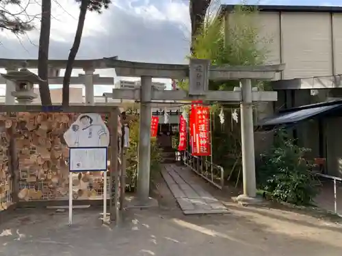 亀有香取神社の鳥居