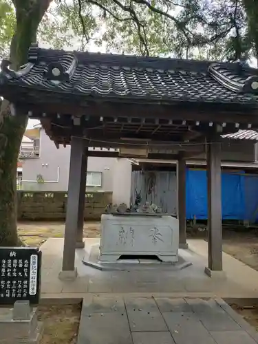 向本折白山神社の手水舎