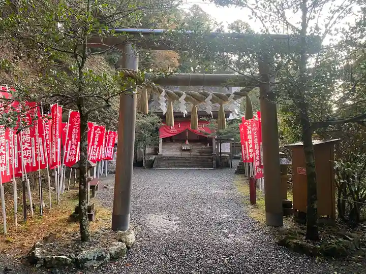 三柱神社(奈良県)