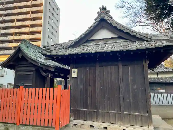 楢姫稲荷神社の{uncategorized: "未分類", other: "その他", undefined: "問題あり", building: "その他建物", grave: "お墓", sacred_gate: "鳥居", guardian: "狛犬", statue: "像", buddha: "仏像", history: "歴史", nature: "自然", garden: "庭園", animal: "動物", pagoda: "塔", temizu: "手水舎", mountain_gate: "山門・神門", sanctuary: "本殿・本堂", subordinate: "末社・摂社", art: "芸術", scenery: "景色", jizo: "地蔵", ema: "絵馬", goshuin: "御朱印", omikuji: "おみくじ", items: "授与品その他", amulet: "お守り", goshuincho: "御朱印帳", eats: "食事", festival: "お祭り", votive_dance: "神楽", shichigosan: "七五三参", wedding: "結婚式", experience: "体験その他", initially: "初詣", around: "周辺", anti_infection: "感染症対策"}