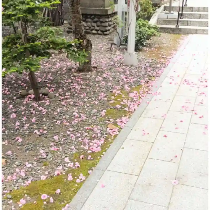 彌彦神社 (伊夜日子神社)の庭園