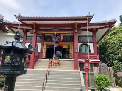 放生寺の本殿・本堂
