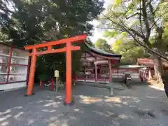 津島神社の末社