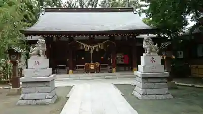 新田神社の本殿・本堂