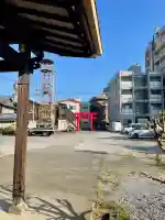 天満天神社の{uncategorized: "未分類", other: "その他", undefined: "問題あり", building: "その他建物", grave: "お墓", sacred_gate: "鳥居", guardian: "狛犬", statue: "像", buddha: "仏像", history: "歴史", nature: "自然", garden: "庭園", animal: "動物", pagoda: "塔", temizu: "手水舎", mountain_gate: "山門・神門", sanctuary: "本殿・本堂", subordinate: "末社・摂社", art: "芸術", scenery: "景色", jizo: "地蔵", ema: "絵馬", goshuin: "御朱印", omikuji: "おみくじ", items: "授与品その他", amulet: "お守り", goshuincho: "御朱印帳", eats: "食事", festival: "お祭り", votive_dance: "神楽", shichigosan: "七五三参", wedding: "結婚式", experience: "体験その他", initially: "初詣", around: "周辺", anti_infection: "感染症対策"}
