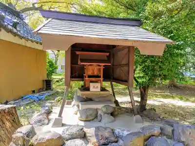 若宮八幡社の末社・摂社