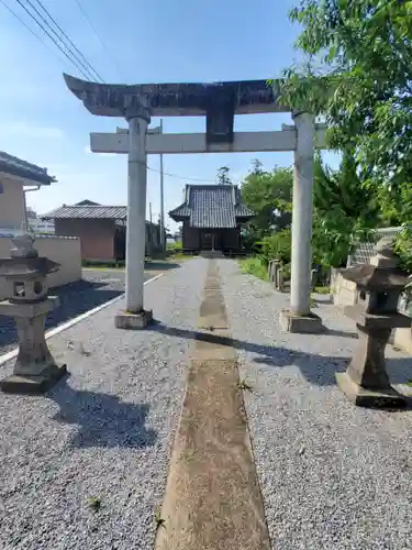 稲荷神社(下渋垂)の鳥居