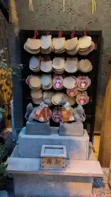 五十稲荷神社(栄寿稲荷神社)の狛犬