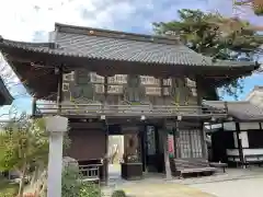 野坂寺の山門