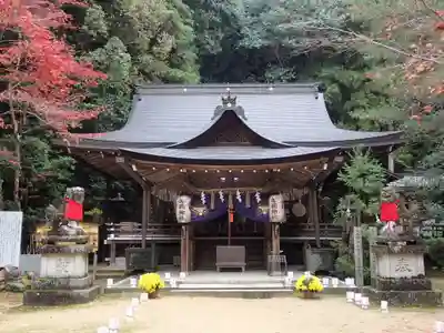 等彌神社の本殿・本堂