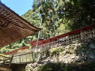 高根白山神社のその他建物