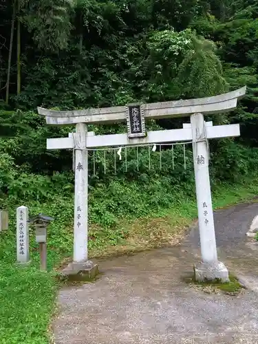 茂宇気神社の鳥居