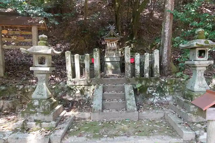 等彌神社の末社・摂社
