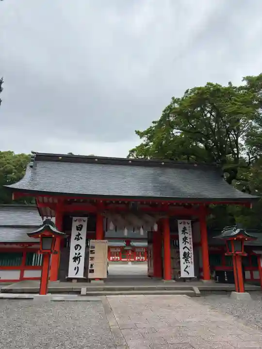 熊野速玉大社の{uncategorized: "未分類", other: "その他", undefined: "問題あり", building: "その他建物", grave: "お墓", sacred_gate: "鳥居", guardian: "狛犬", statue: "像", buddha: "仏像", history: "歴史", nature: "自然", garden: "庭園", animal: "動物", pagoda: "塔", temizu: "手水舎", mountain_gate: "山門・神門", sanctuary: "本殿・本堂", subordinate: "末社・摂社", art: "芸術", scenery: "景色", jizo: "地蔵", ema: "絵馬", goshuin: "御朱印", omikuji: "おみくじ", items: "授与品その他", amulet: "お守り", goshuincho: "御朱印帳", eats: "食事", festival: "お祭り", votive_dance: "神楽", shichigosan: "七五三参", wedding: "結婚式", experience: "体験その他", initially: "初詣", around: "周辺", anti_infection: "感染症対策"}