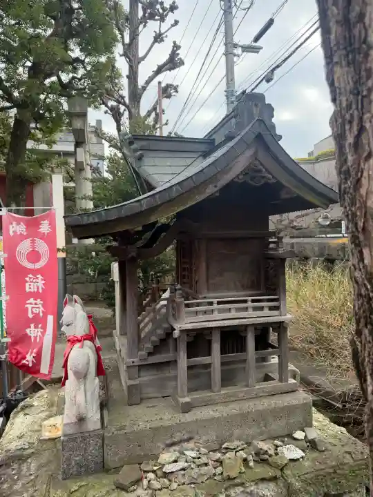 應恭稲荷神社の{uncategorized: "未分類", other: "その他", undefined: "問題あり", building: "その他建物", grave: "お墓", sacred_gate: "鳥居", guardian: "狛犬", statue: "像", buddha: "仏像", history: "歴史", nature: "自然", garden: "庭園", animal: "動物", pagoda: "塔", temizu: "手水舎", mountain_gate: "山門・神門", sanctuary: "本殿・本堂", subordinate: "末社・摂社", art: "芸術", scenery: "景色", jizo: "地蔵", ema: "絵馬", goshuin: "御朱印", omikuji: "おみくじ", items: "授与品その他", amulet: "お守り", goshuincho: "御朱印帳", eats: "食事", festival: "お祭り", votive_dance: "神楽", shichigosan: "七五三参", wedding: "結婚式", experience: "体験その他", initially: "初詣", around: "周辺", anti_infection: "感染症対策"}
