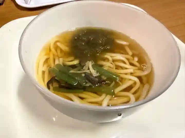 東大寺 二月堂の{uncategorized: "未分類", other: "その他", undefined: "問題あり", building: "その他建物", grave: "お墓", sacred_gate: "鳥居", guardian: "狛犬", statue: "像", buddha: "仏像", history: "歴史", nature: "自然", garden: "庭園", animal: "動物", pagoda: "塔", temizu: "手水舎", mountain_gate: "山門・神門", sanctuary: "本殿・本堂", subordinate: "末社・摂社", art: "芸術", scenery: "景色", jizo: "地蔵", ema: "絵馬", goshuin: "御朱印", omikuji: "おみくじ", items: "授与品その他", amulet: "お守り", goshuincho: "御朱印帳", eats: "食事", festival: "お祭り", votive_dance: "神楽", shichigosan: "七五三参", wedding: "結婚式", experience: "体験その他", initially: "初詣", around: "周辺", anti_infection: "感染症対策"}