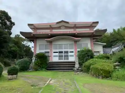 圓行寺の本殿・本堂