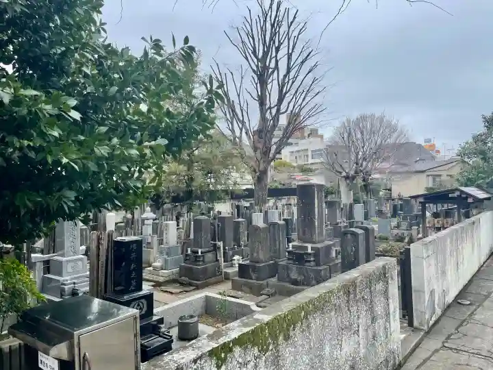 専念寺の{uncategorized: "未分類", other: "その他", undefined: "問題あり", building: "その他建物", grave: "お墓", sacred_gate: "鳥居", guardian: "狛犬", statue: "像", buddha: "仏像", history: "歴史", nature: "自然", garden: "庭園", animal: "動物", pagoda: "塔", temizu: "手水舎", mountain_gate: "山門・神門", sanctuary: "本殿・本堂", subordinate: "末社・摂社", art: "芸術", scenery: "景色", jizo: "地蔵", ema: "絵馬", goshuin: "御朱印", omikuji: "おみくじ", items: "授与品その他", amulet: "お守り", goshuincho: "御朱印帳", eats: "食事", festival: "お祭り", votive_dance: "神楽", shichigosan: "七五三参", wedding: "結婚式", experience: "体験その他", initially: "初詣", around: "周辺", anti_infection: "感染症対策"}